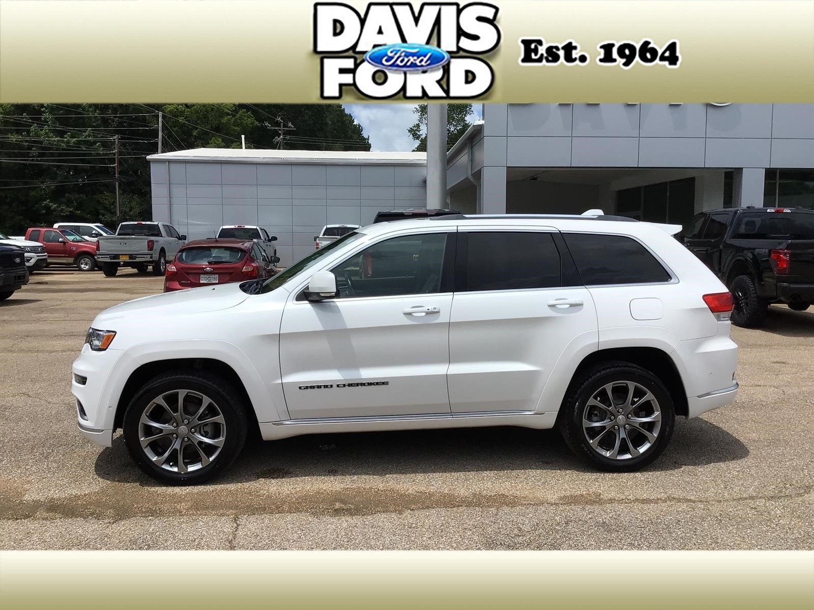 2020 Jeep Grand Cherokee Summit