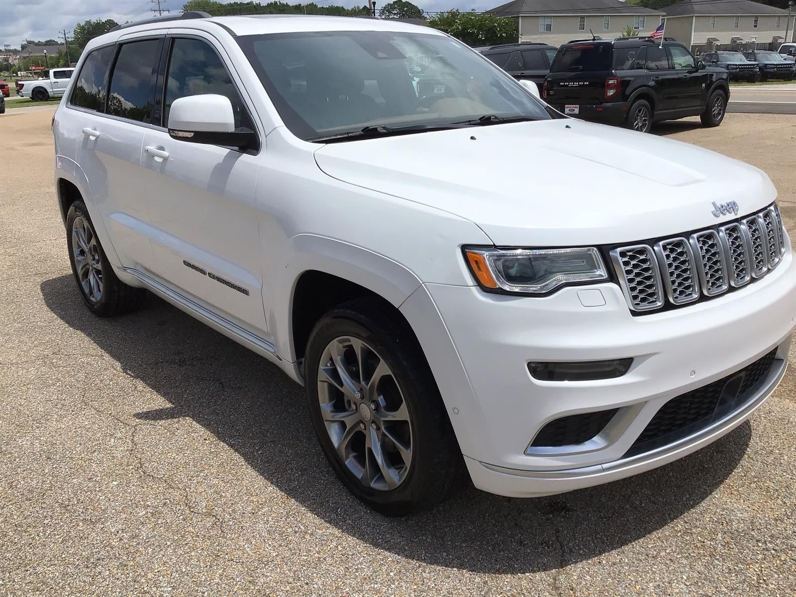 2020 Jeep Grand Cherokee Summit