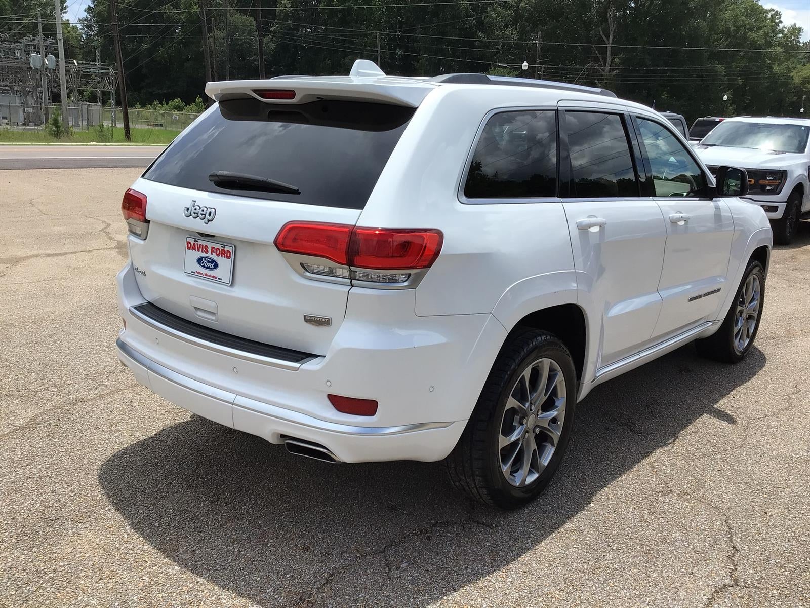 2020 Jeep Grand Cherokee Summit