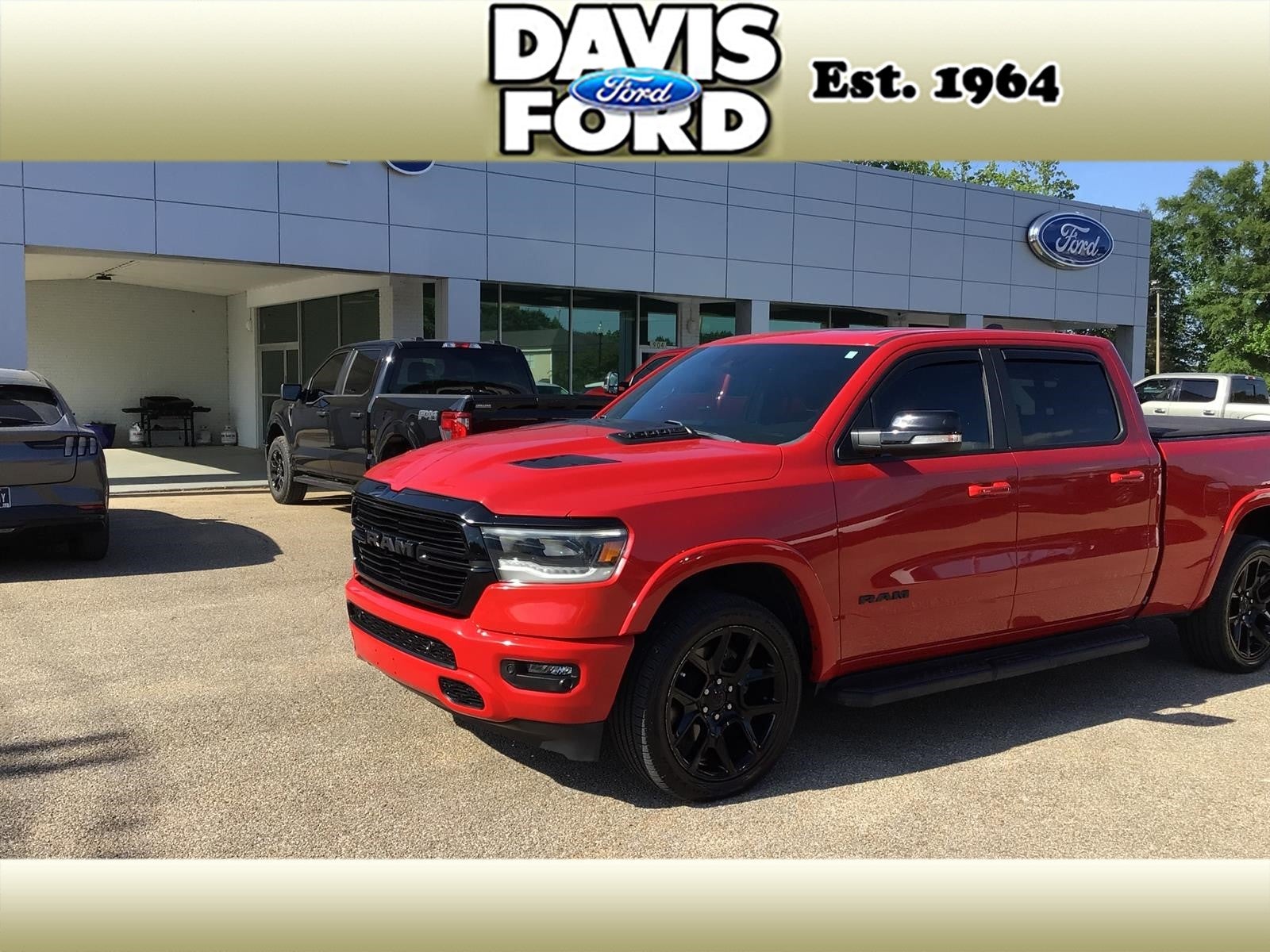 2021 RAM 1500 Laramie 4x4 Crew Cab 6'4's photo