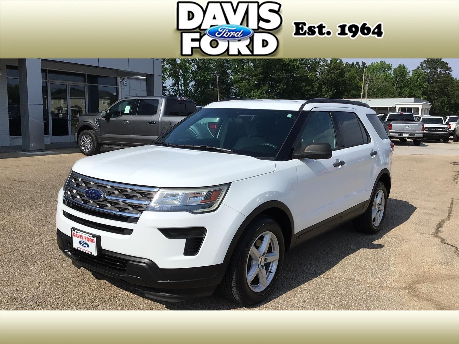 2018 Ford Explorer Base
