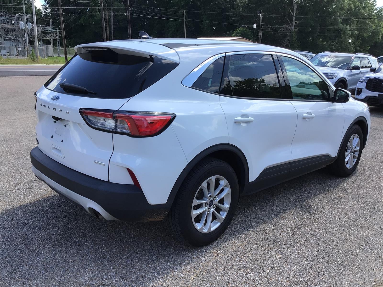 2020 Ford Escape SE