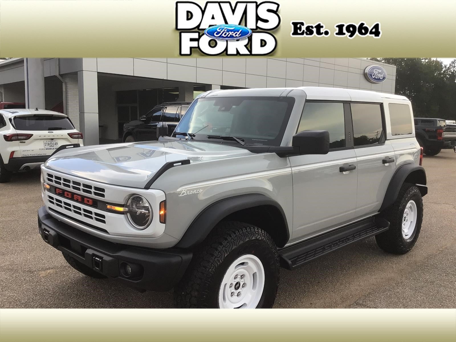 2026 Ford Bronco Heritage Edition