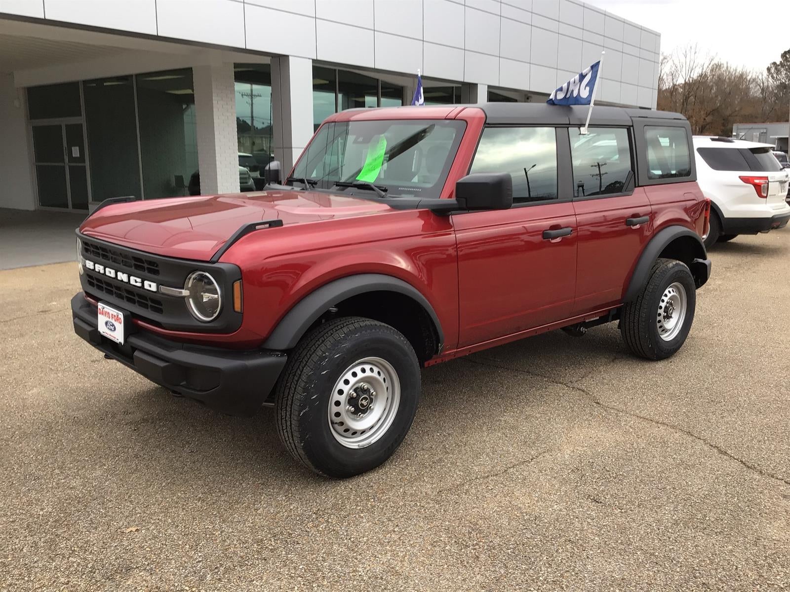 2025 Ford Bronco Base
