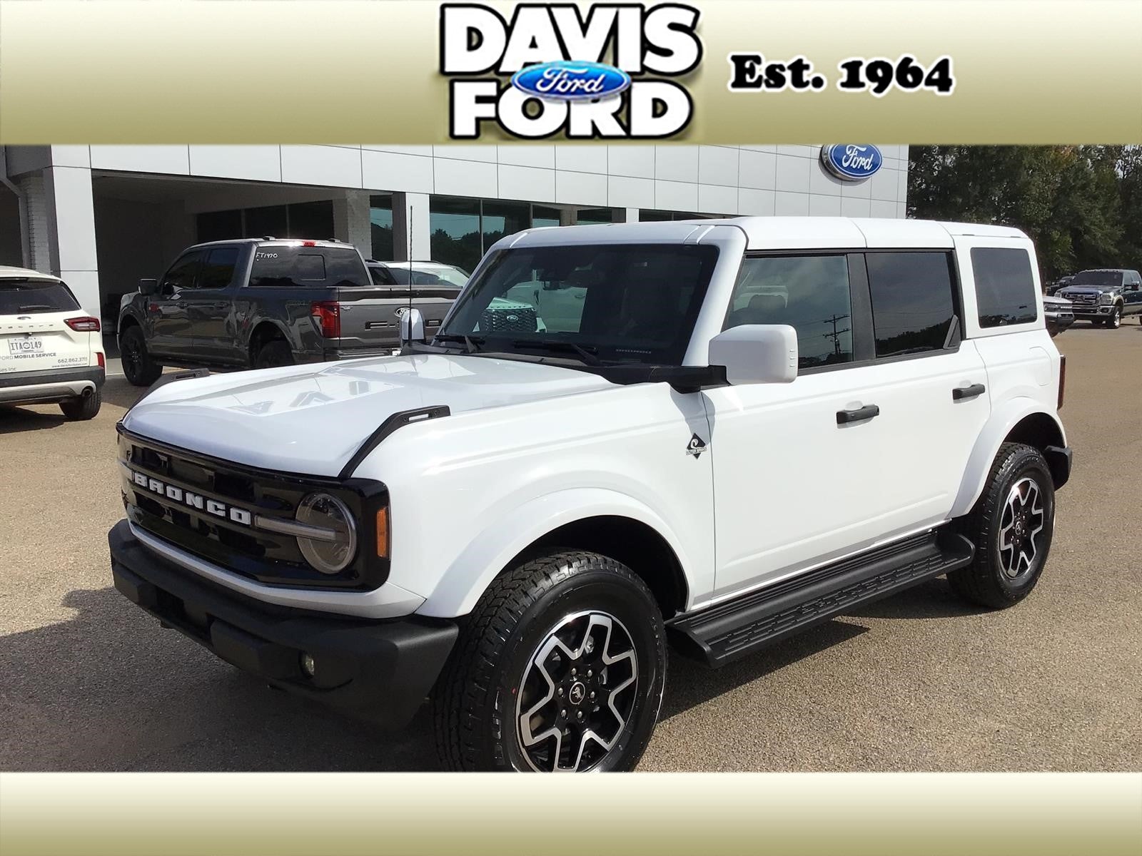 2026 Ford Bronco 4-Door Outer Banks
