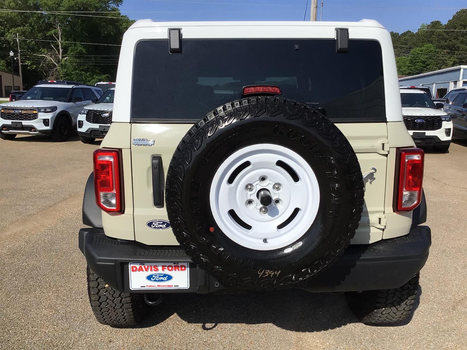 2026 Ford Bronco Heritage Edition