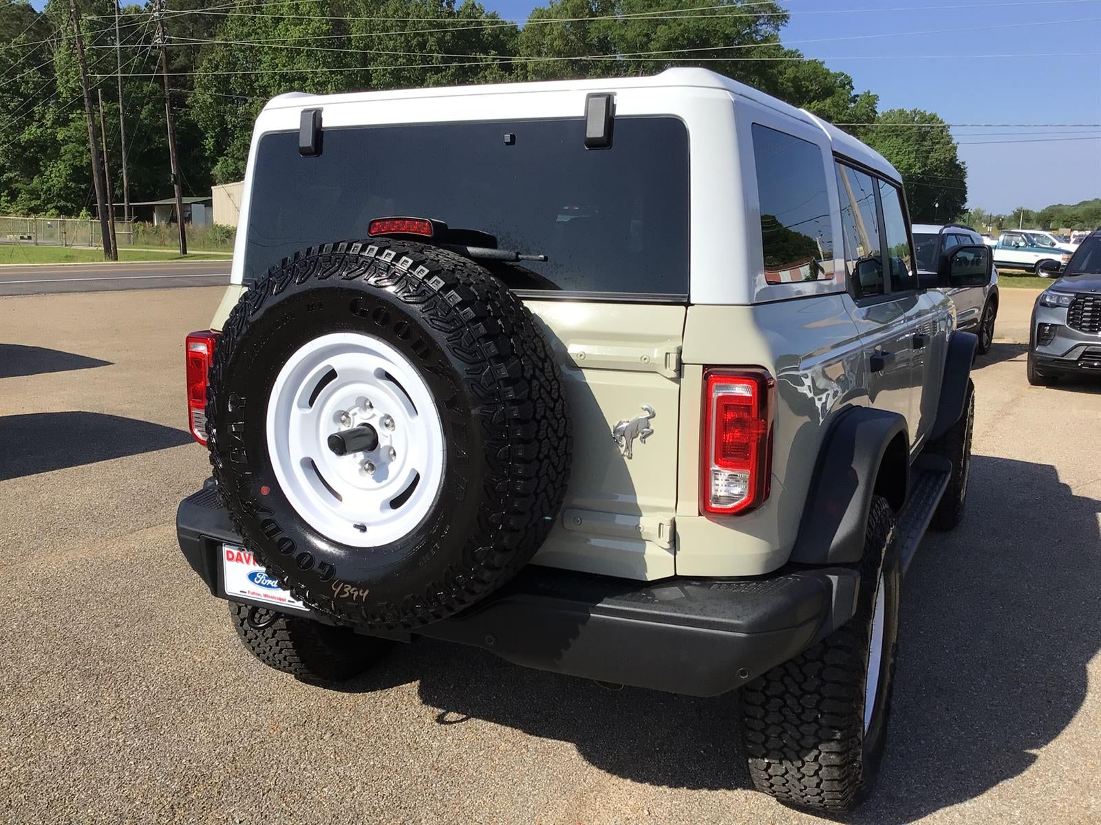 2026 Ford Bronco Heritage Edition