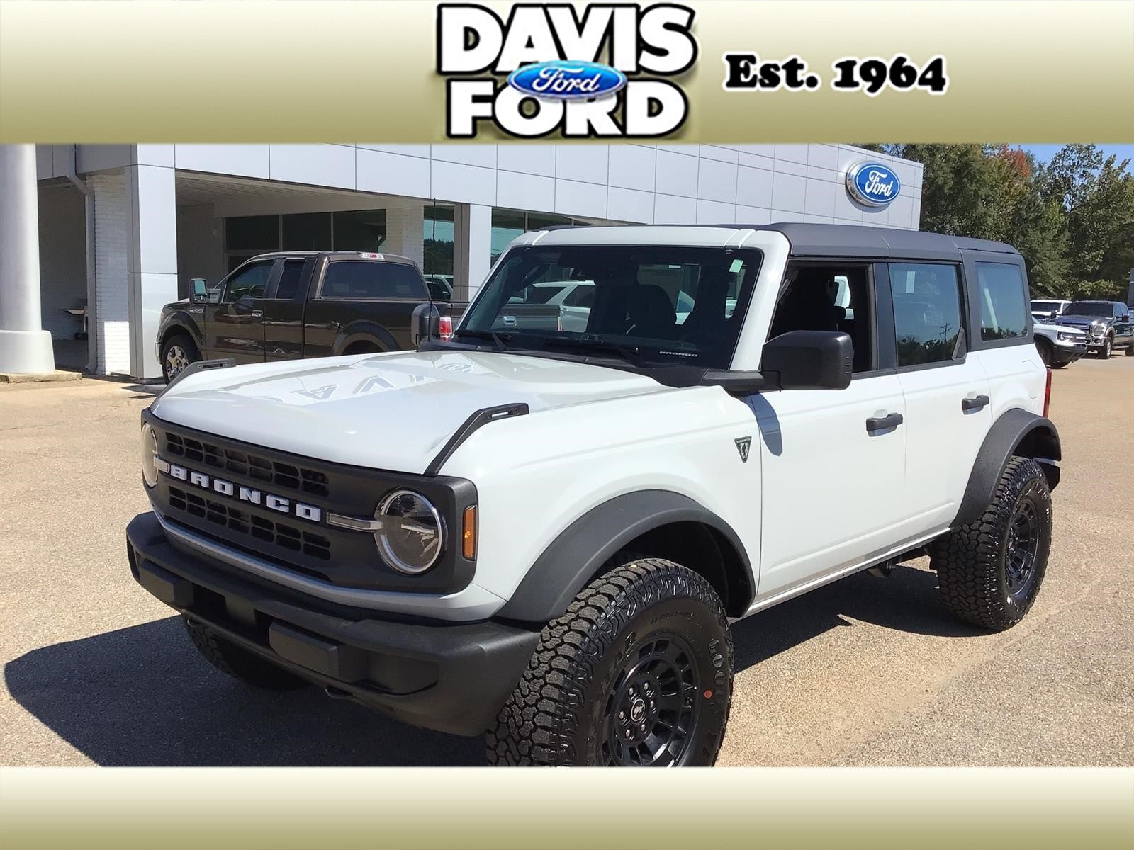 2026 Ford Bronco Base