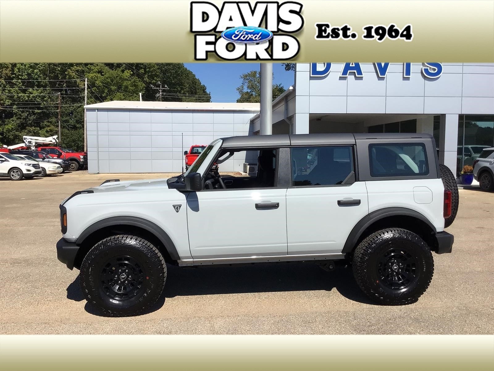 2026 Ford Bronco Base