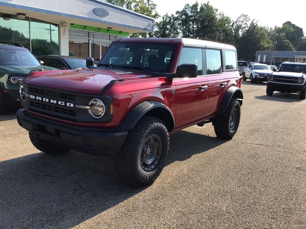 2025 Ford Bronco Base