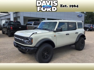 2026 Ford Bronco Badlands