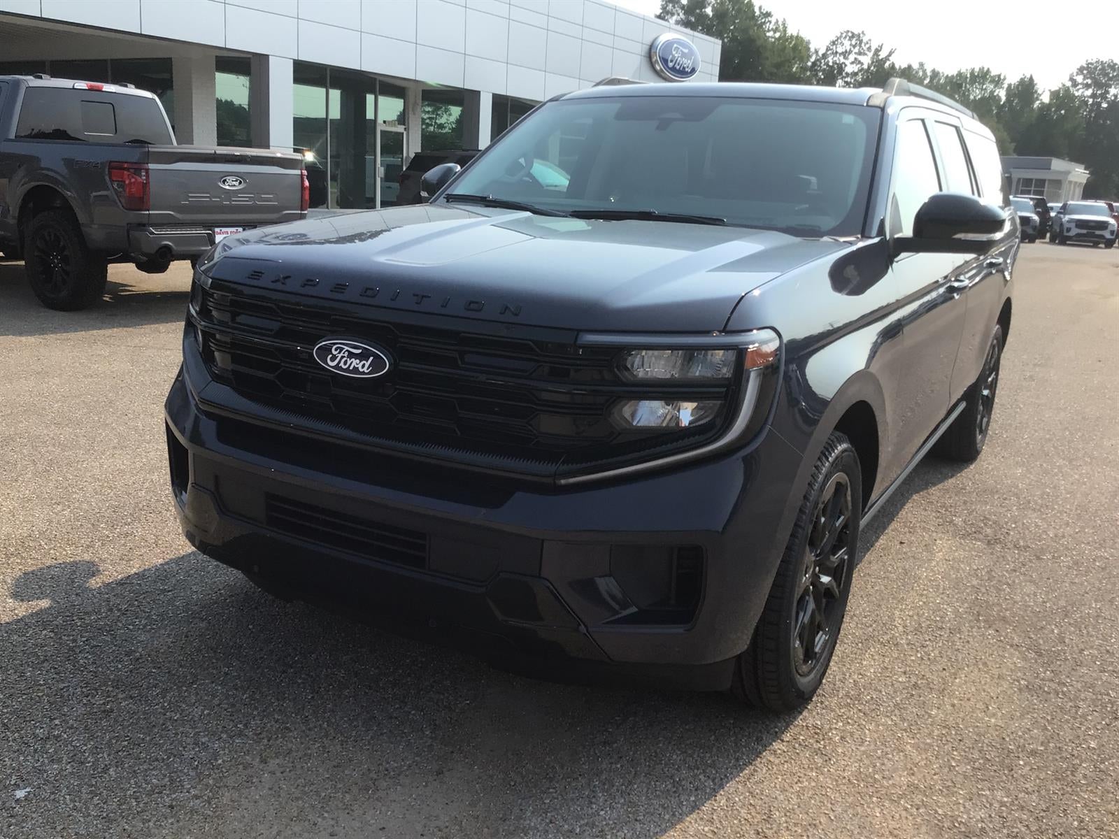 2027 Ford Expedition MAX Platinum