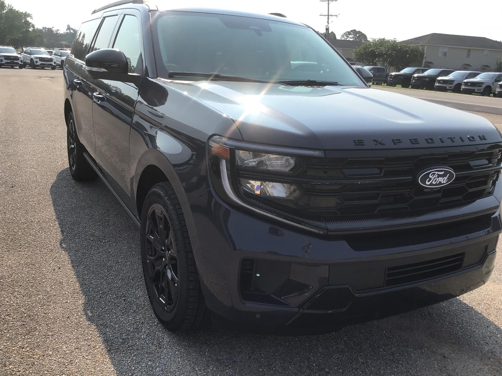 2027 Ford Expedition MAX Platinum
