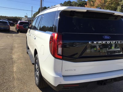 2025 Ford Expedition Active