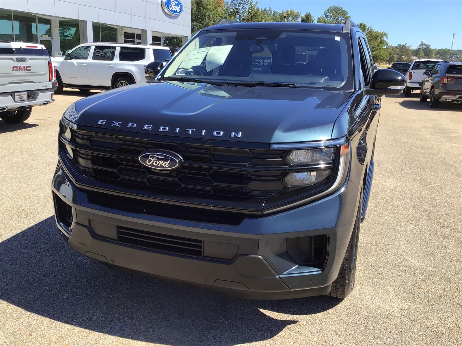 2025 Ford Expedition Active