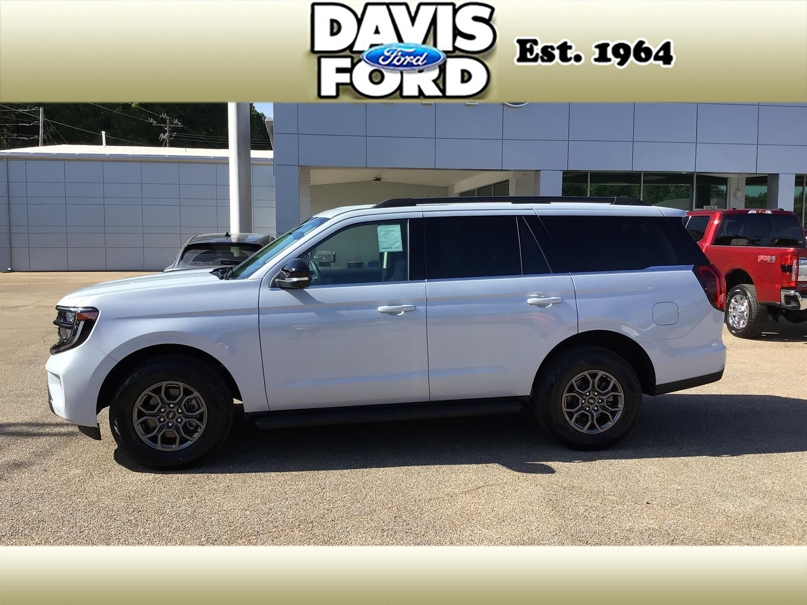 2026 Ford Expedition Active