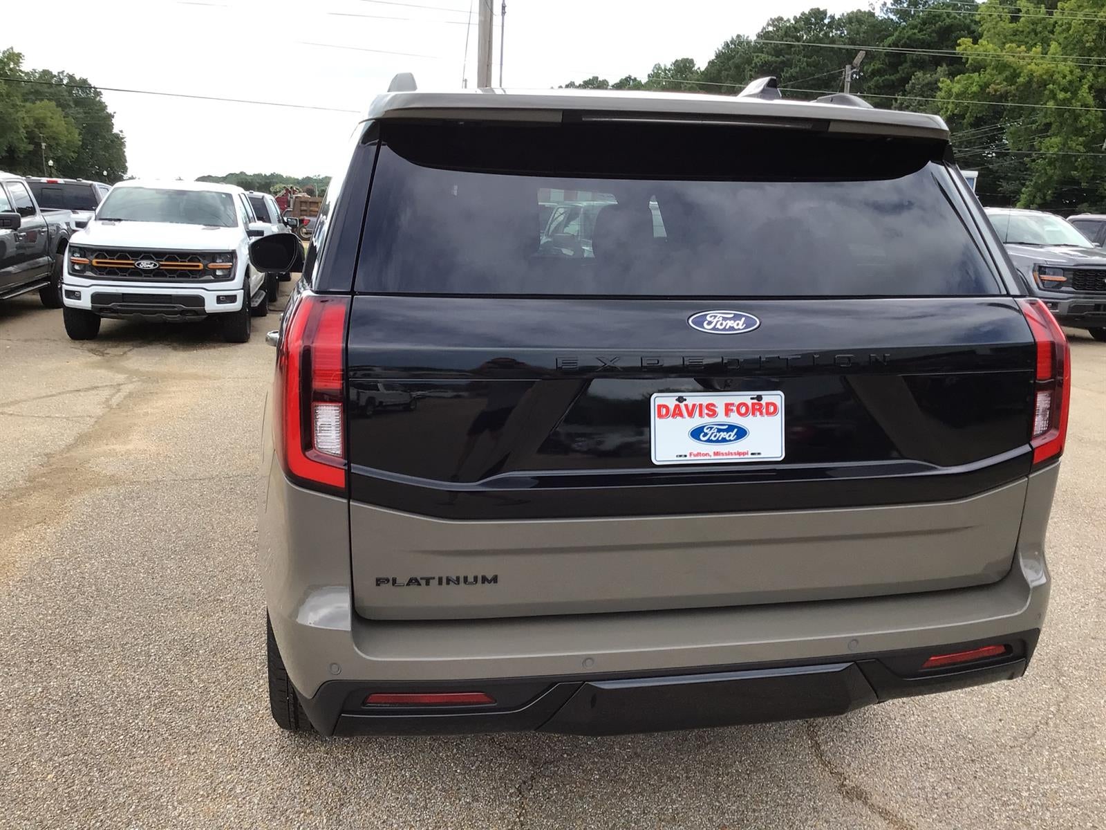 2027 Ford Expedition Platinum
