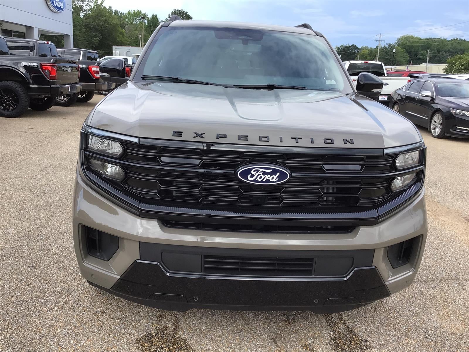 2027 Ford Expedition Platinum