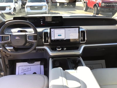 2026 Ford Expedition Platinum