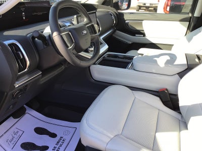 2026 Ford Expedition Platinum