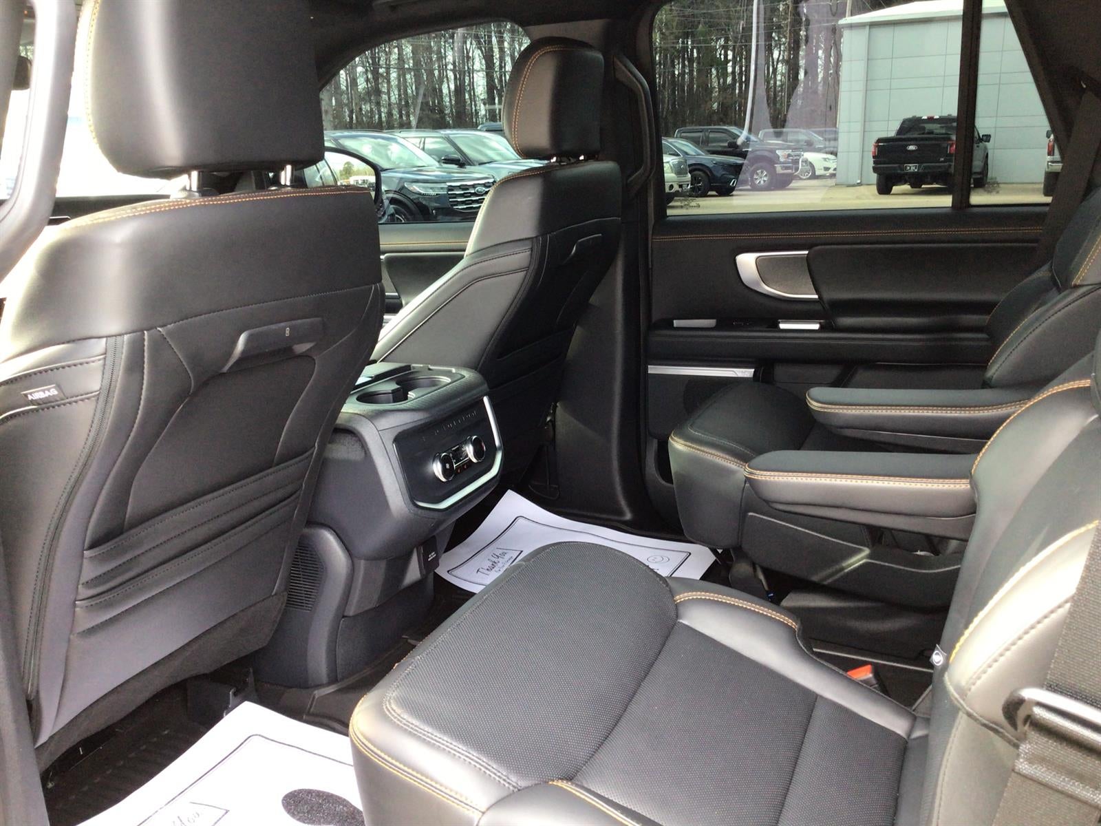 2025 Ford Expedition Tremor