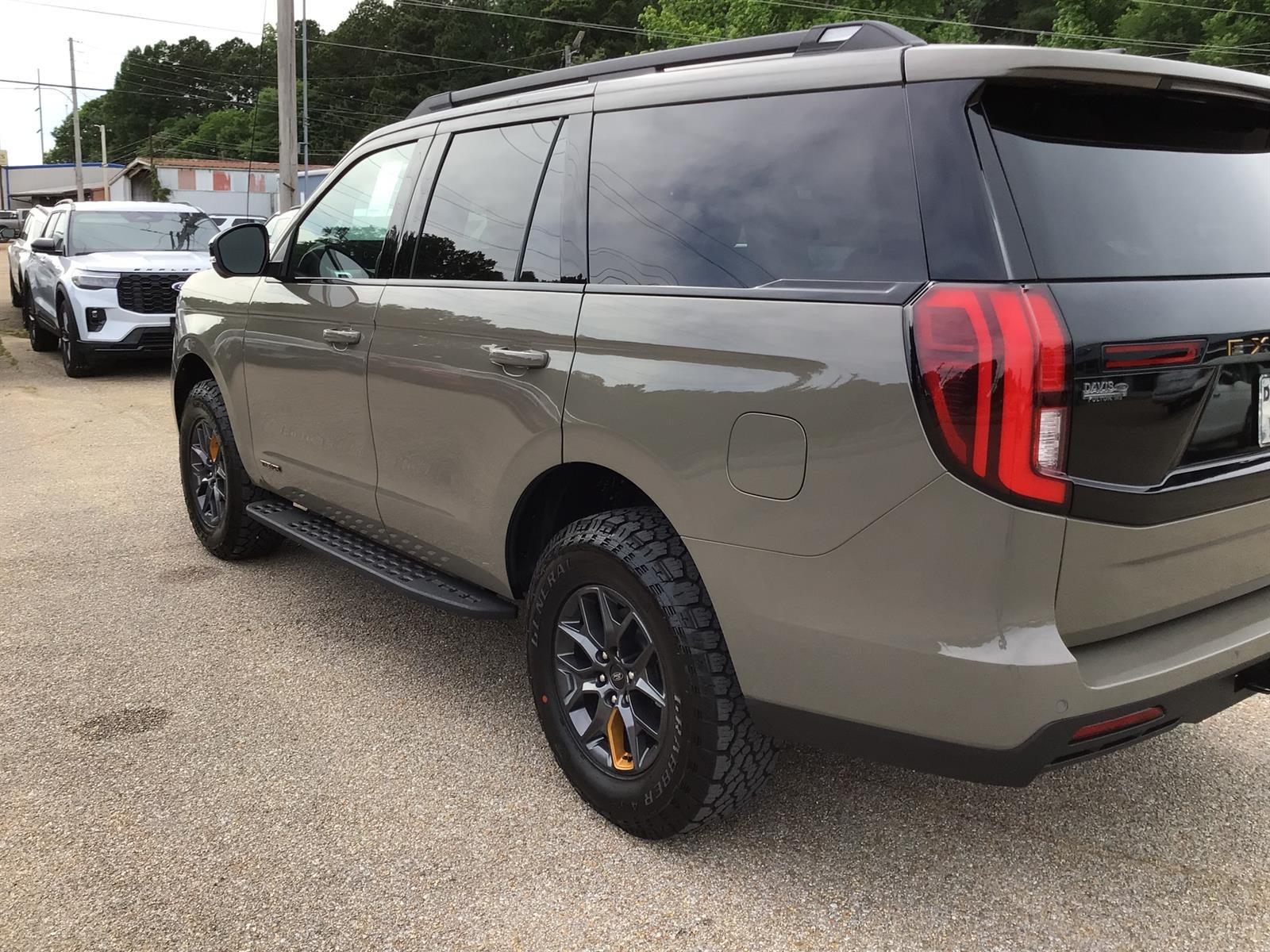 2026 Ford Expedition Tremor