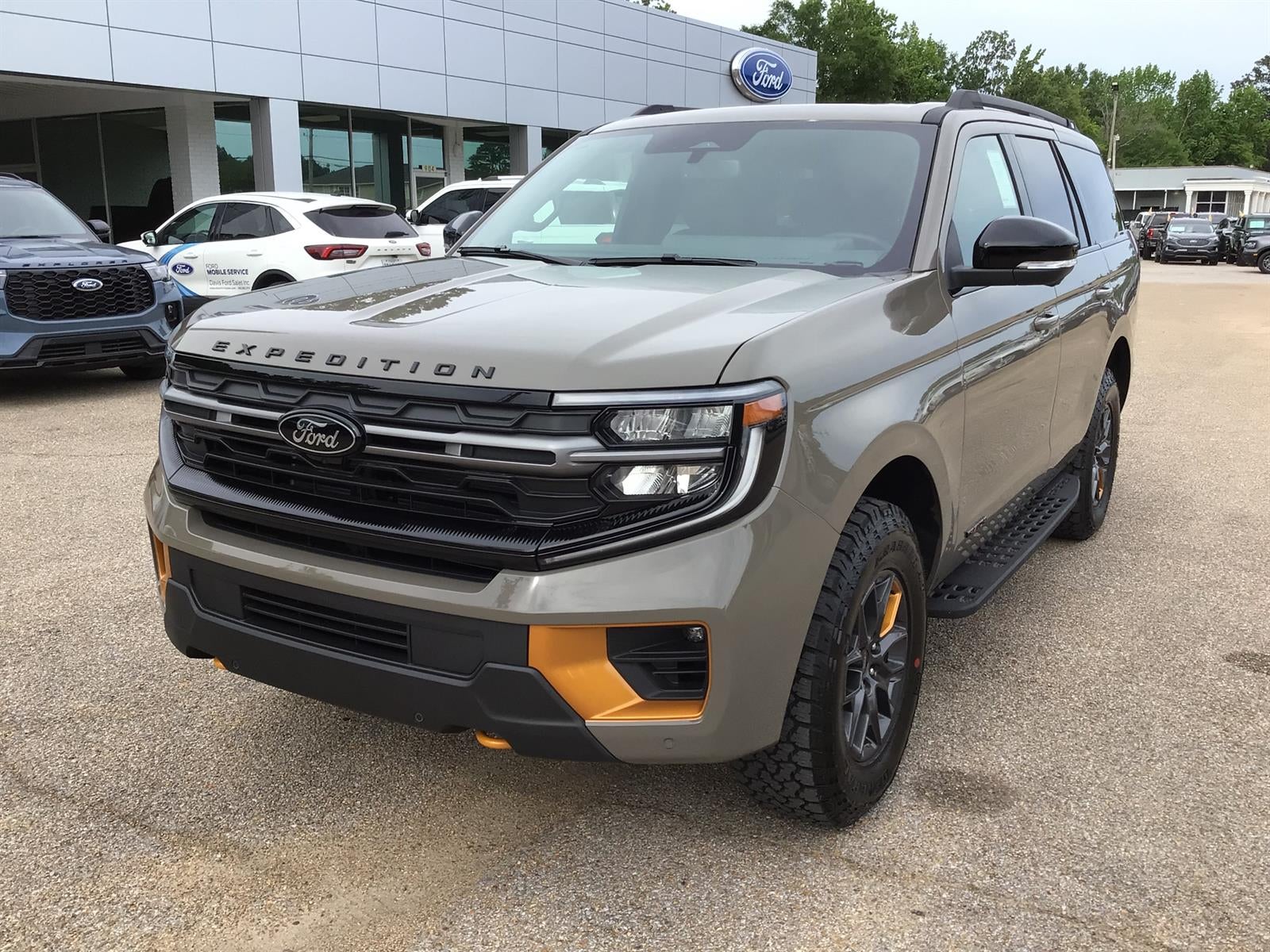 2026 Ford Expedition Tremor