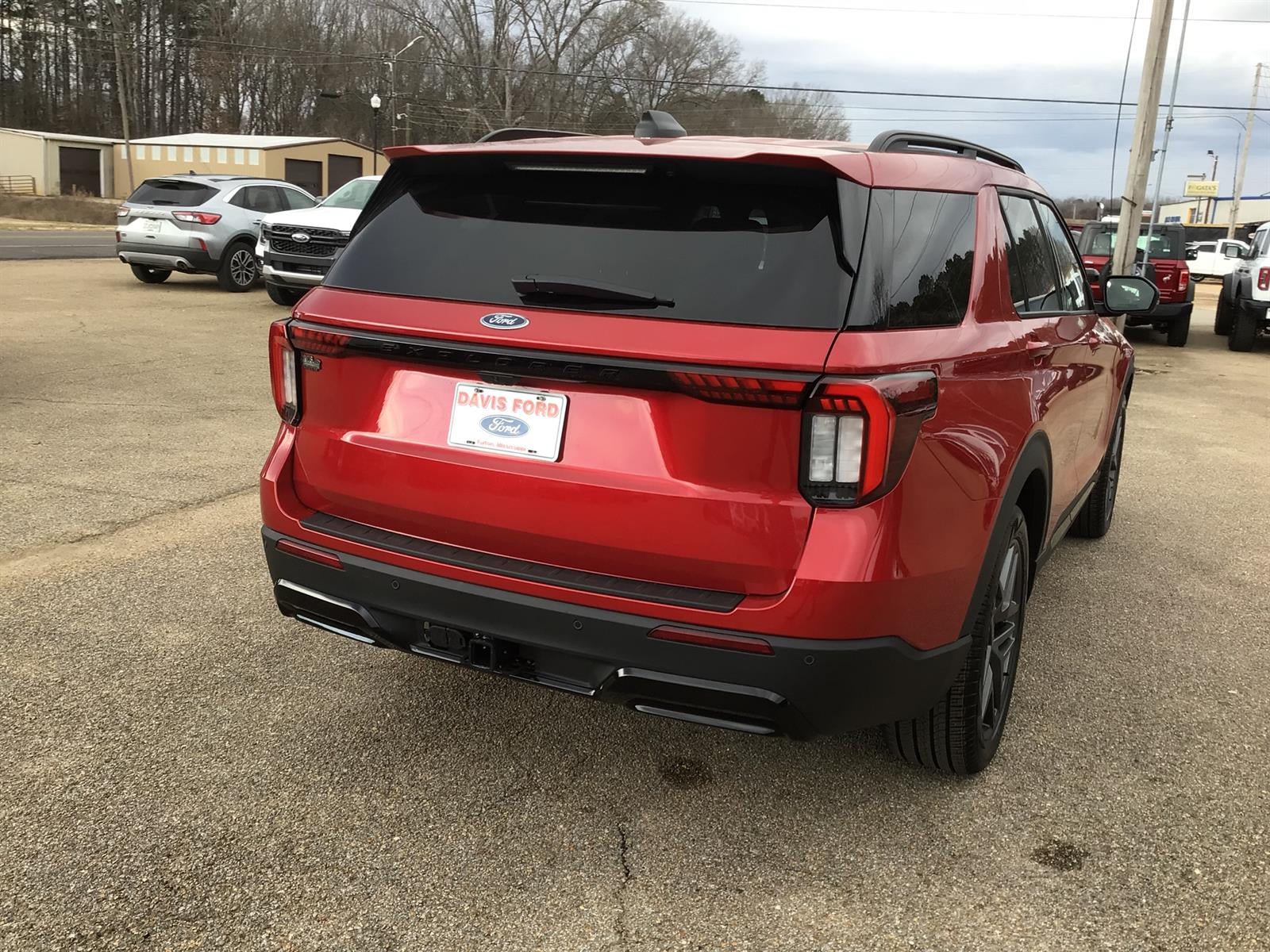 2026 Ford Explorer ST-Line