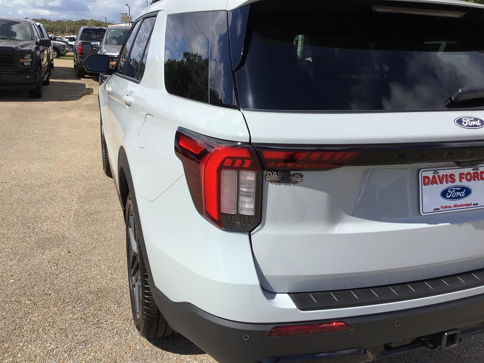2027 Ford Explorer ST-Line