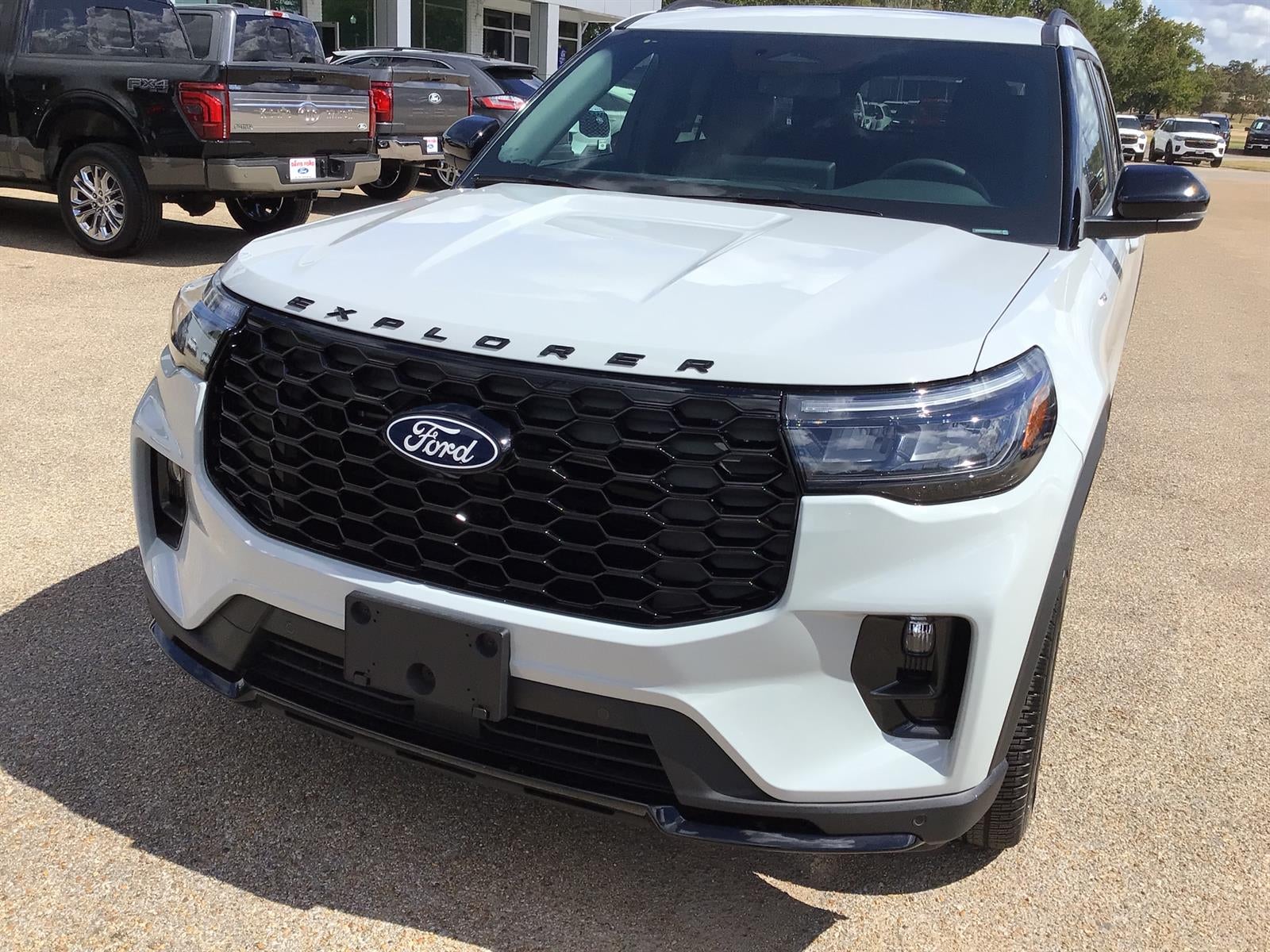 2027 Ford Explorer ST-Line