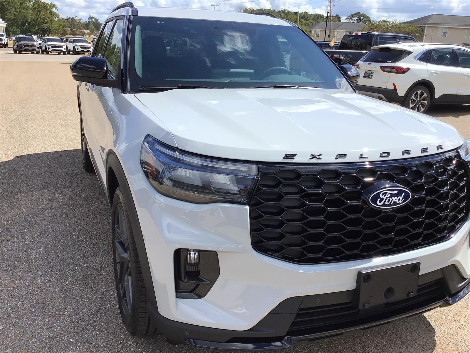 2027 Ford Explorer ST-Line