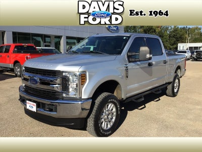 2019 Ford F-250 Super Duty XLT 4WD CREW CAB 6.75 BO