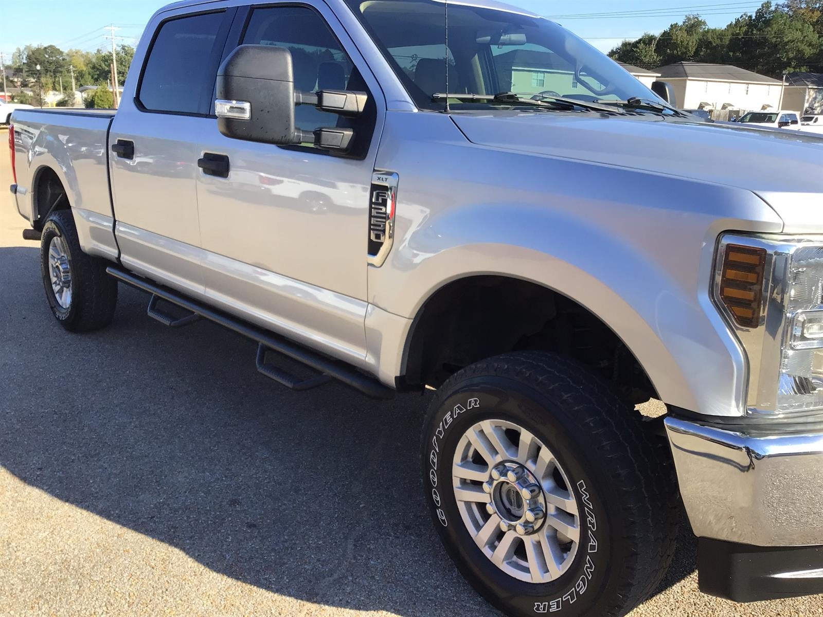 2019 Ford F-250 Super Duty XLT 4WD CREW CAB 6.75 BO