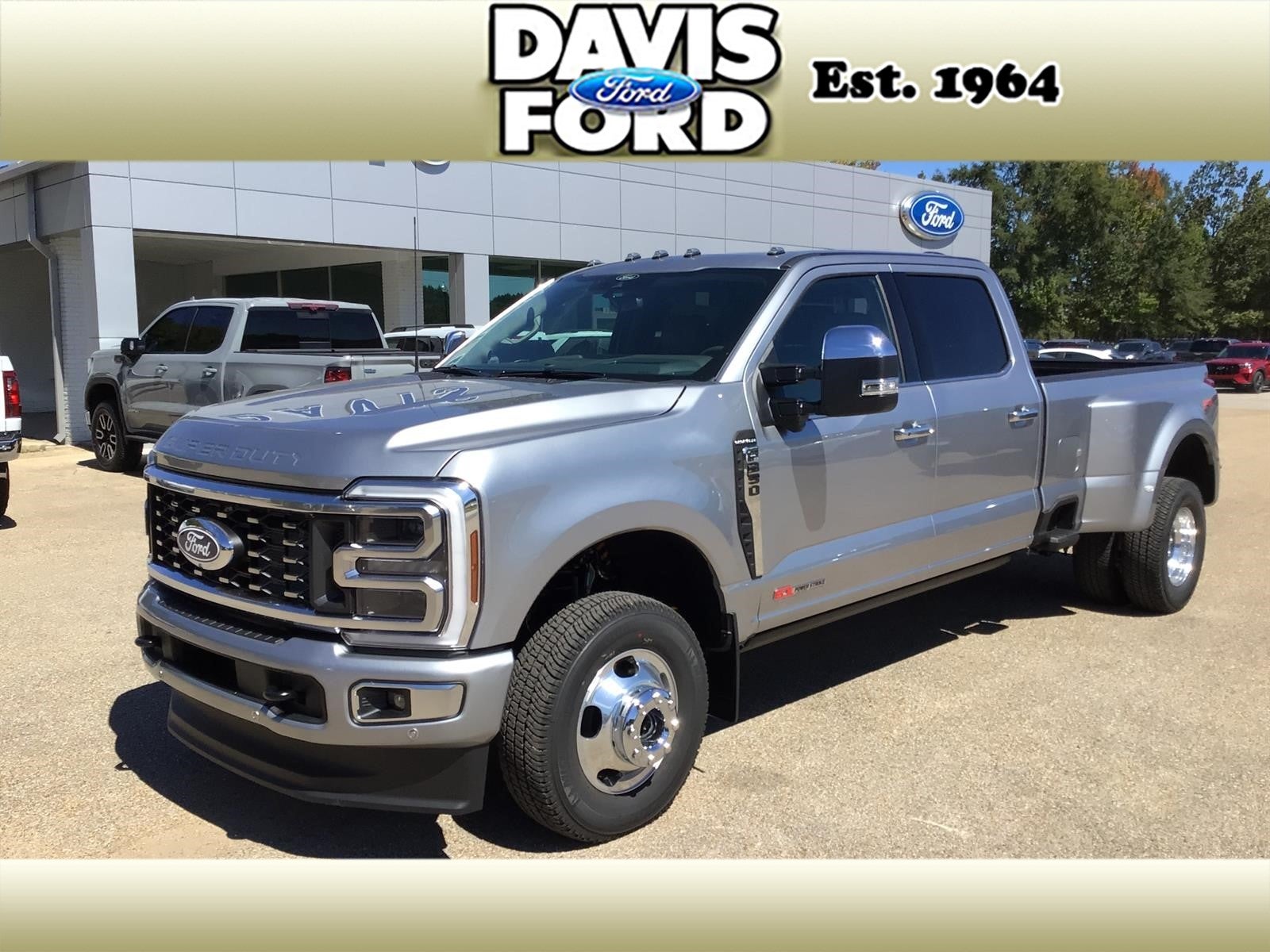 2027 Ford F-350 Super Duty Platinum