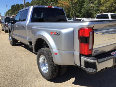 2027 Ford F-350 Super Duty Platinum