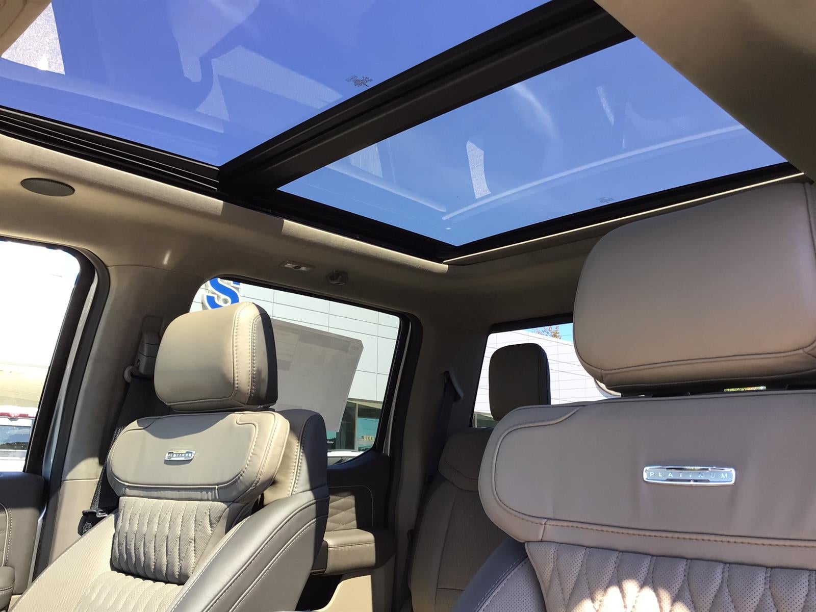 2027 Ford F-350 Super Duty Platinum