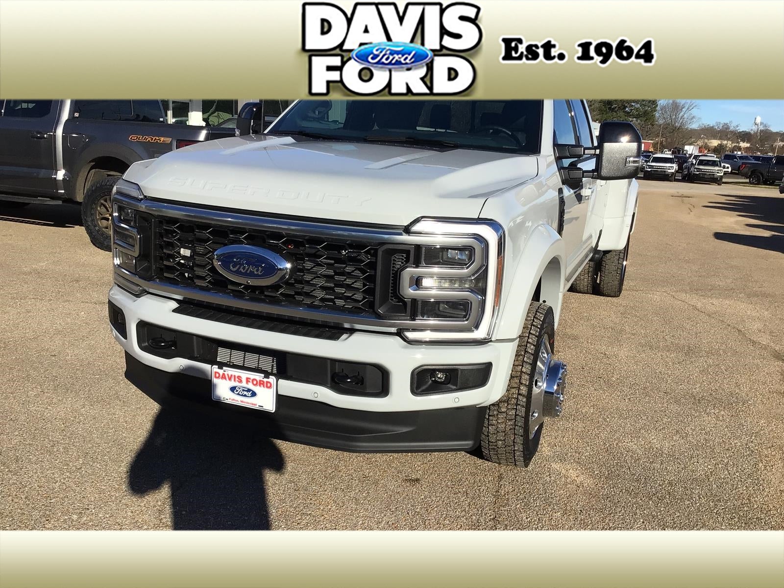 2026 Ford F-450 Super Duty Platinum