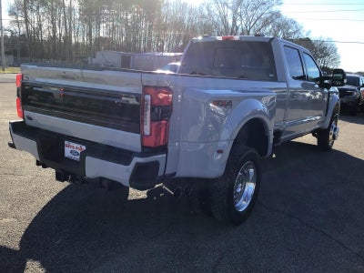 2026 Ford F-450 Super Duty Platinum
