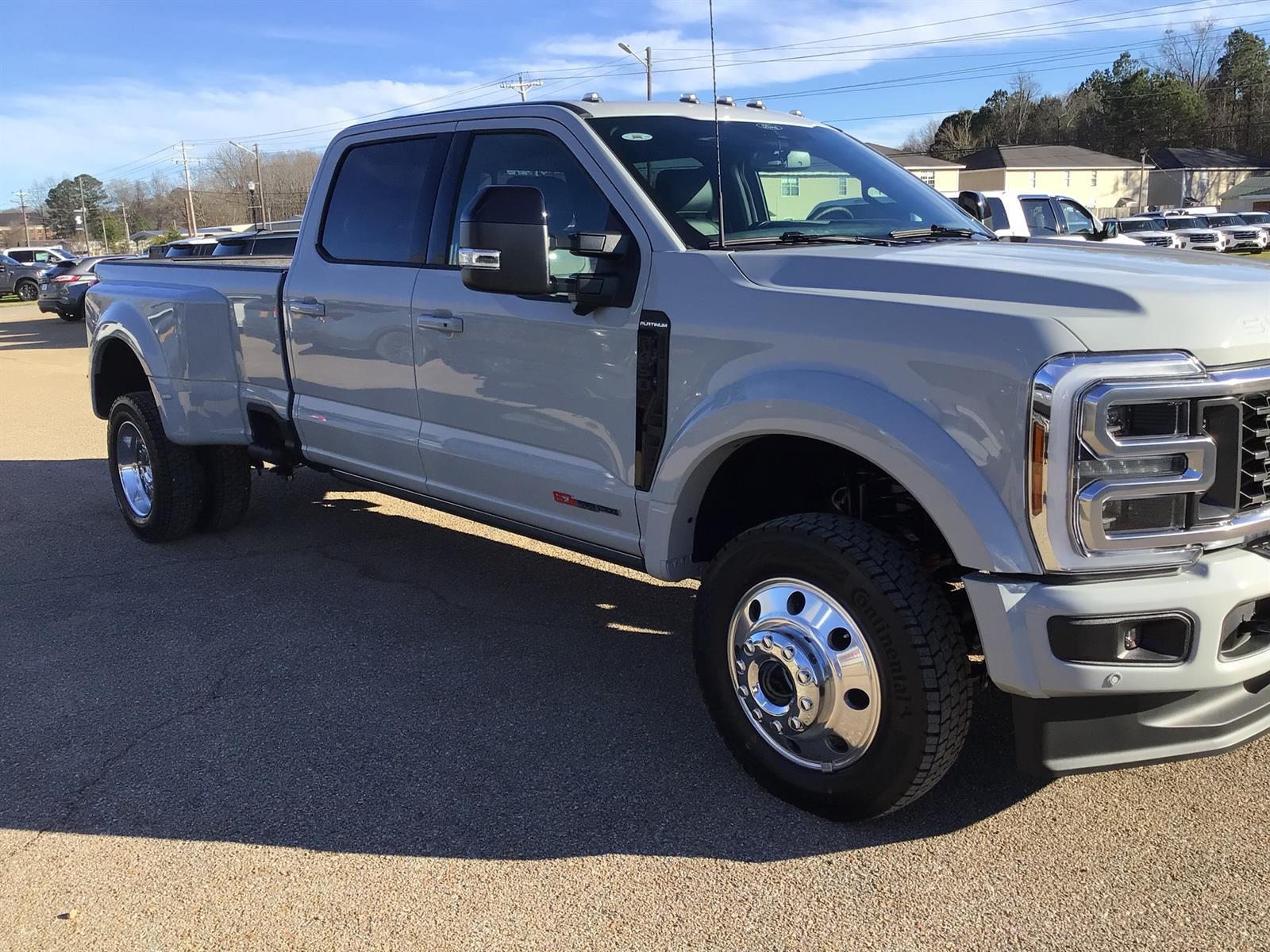 2026 Ford F-450 Super Duty Platinum