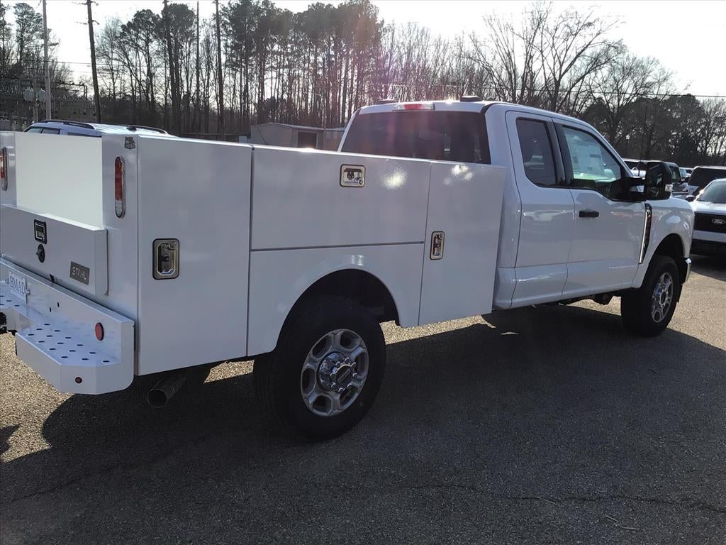 2026 Ford F-350 Super Duty XLT