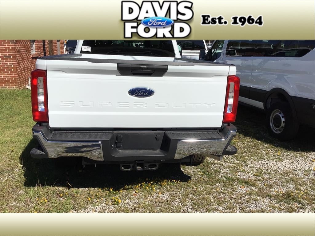 2026 Ford F-350 Super Duty XLT