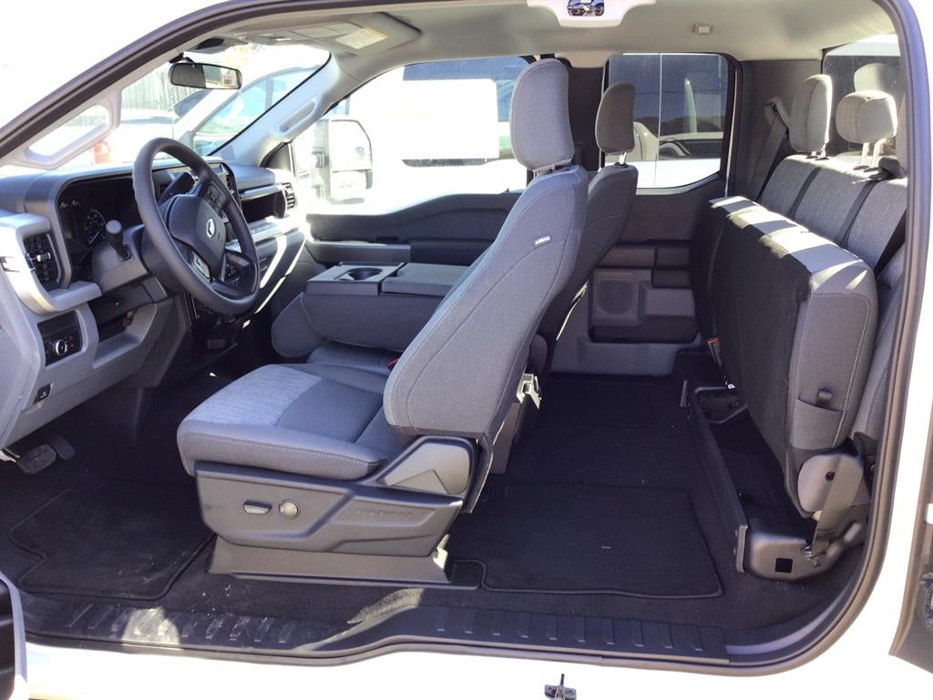 2026 Ford F-350 Super Duty XLT