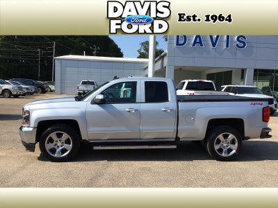 2018 Chevrolet Silverado 1500 4WD DOUBLE CAB 143.5 LT