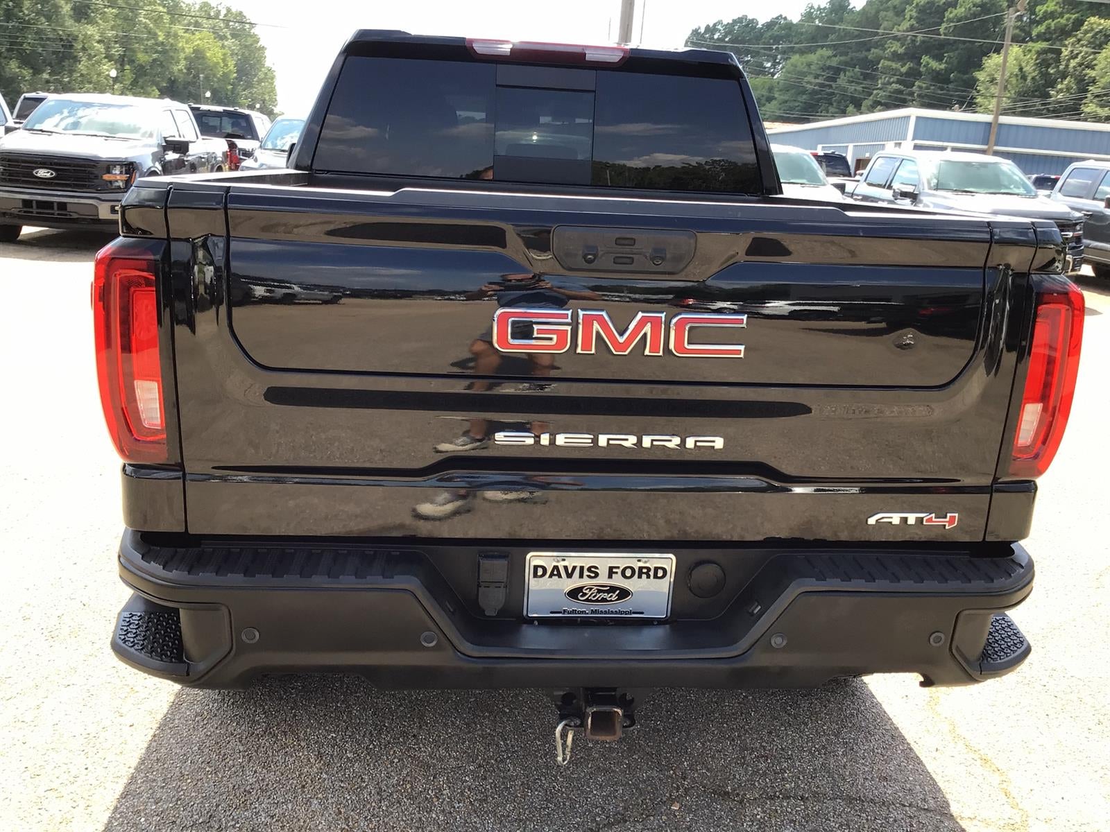 2024 GMC Sierra 1500 AT4