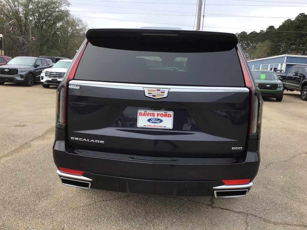 2022 Cadillac Escalade Premium Luxury