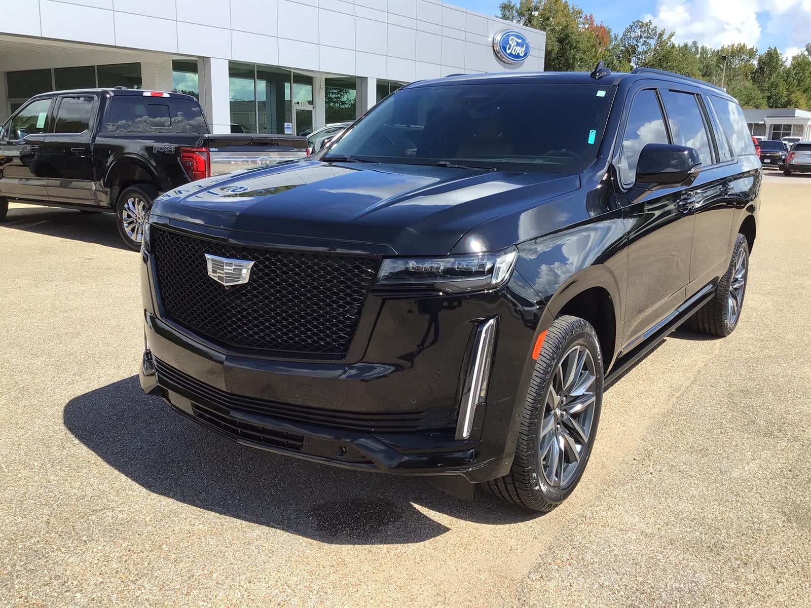 2024 Cadillac Escalade ESV Sport