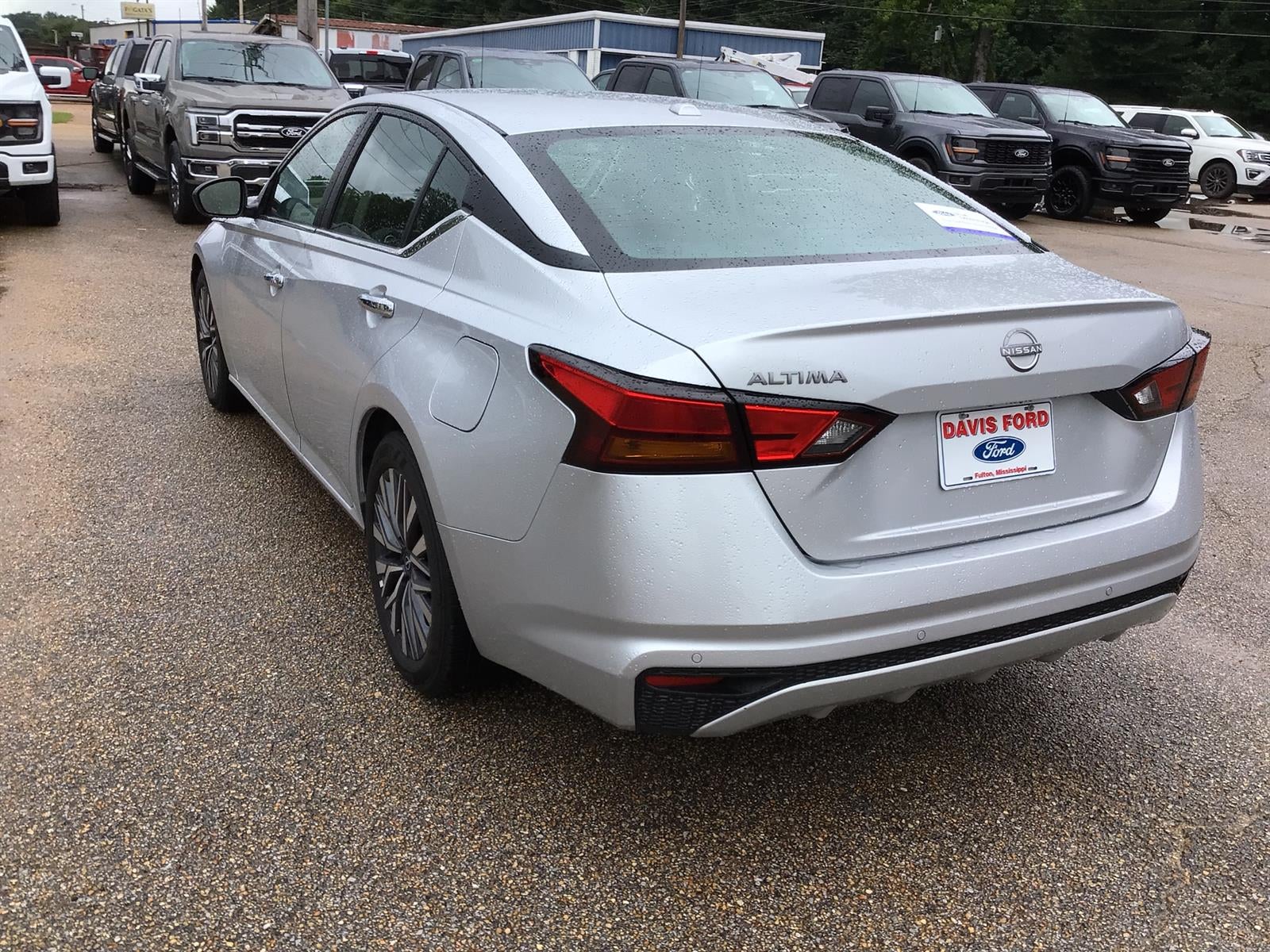 2025 Nissan Altima 2.5 SV