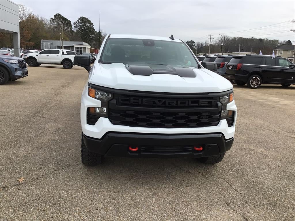 2023 Chevrolet Silverado 1500 Custom Trail Boss