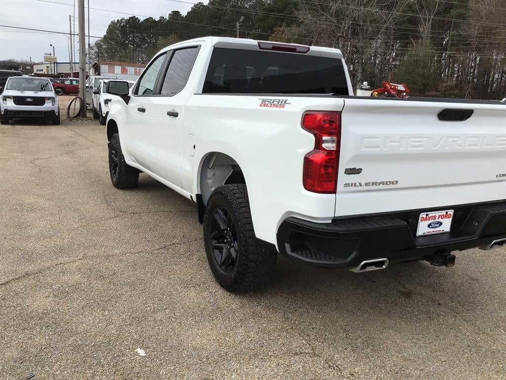 2023 Chevrolet Silverado 1500 Custom Trail Boss