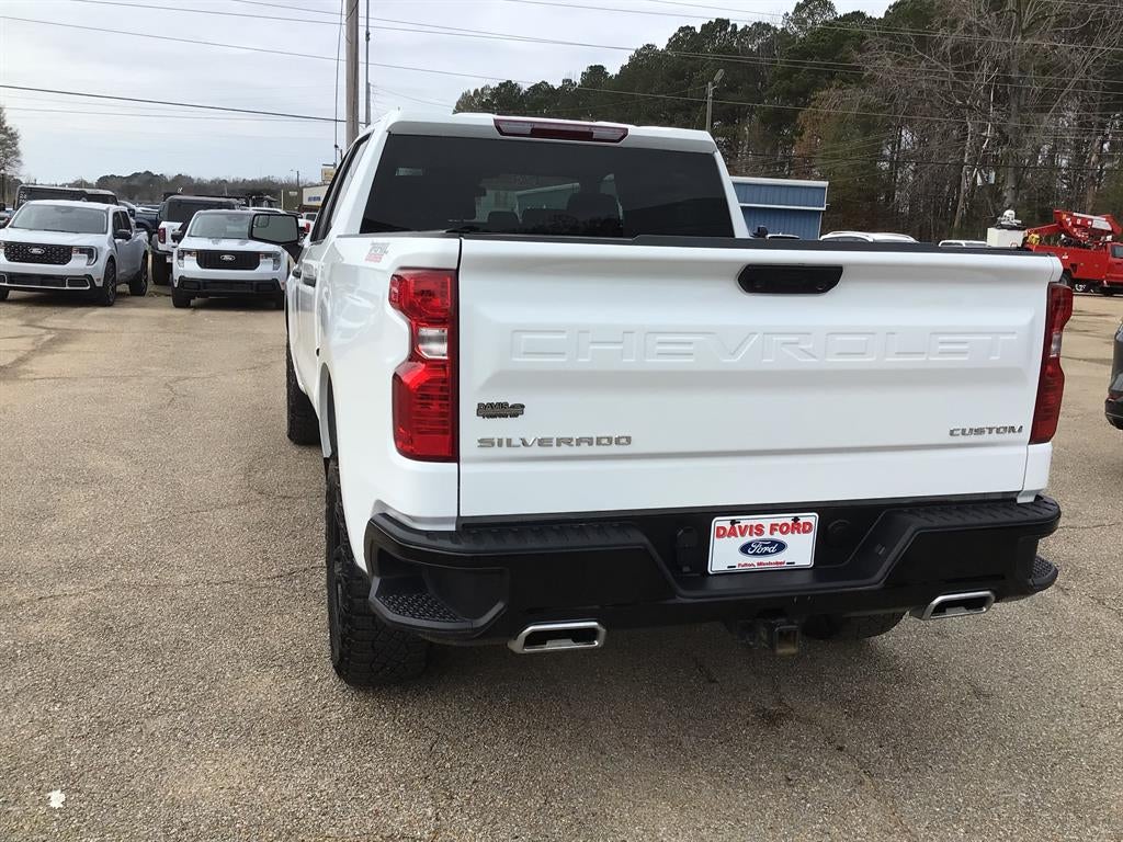 2023 Chevrolet Silverado 1500 Custom Trail Boss